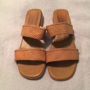 Cute sandals just in time for summer!